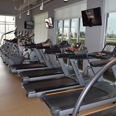 Holiday Inn And Suites East Peoria By Ihg Εξωτερικό φωτογραφία