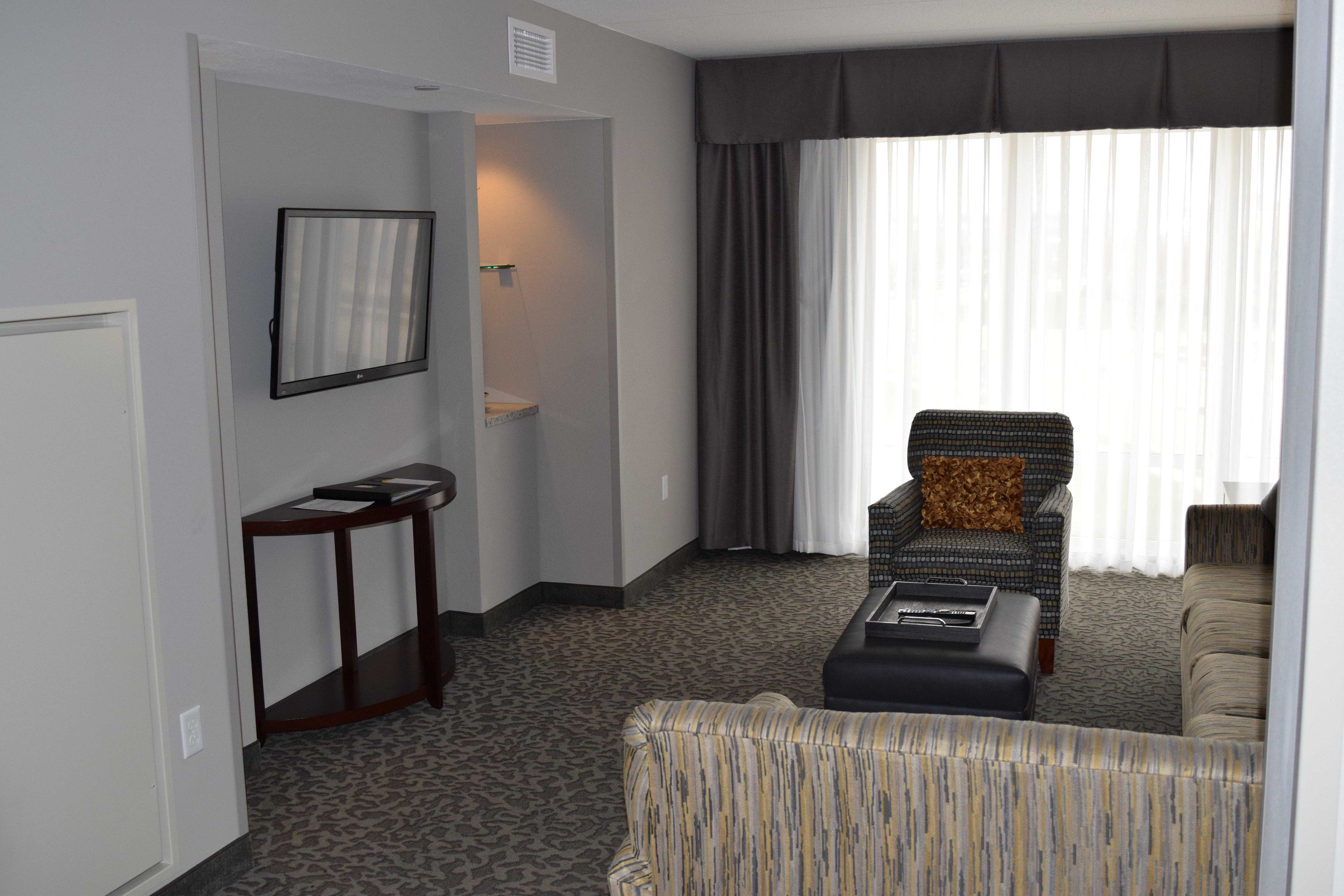 Holiday Inn And Suites East Peoria By Ihg Εξωτερικό φωτογραφία