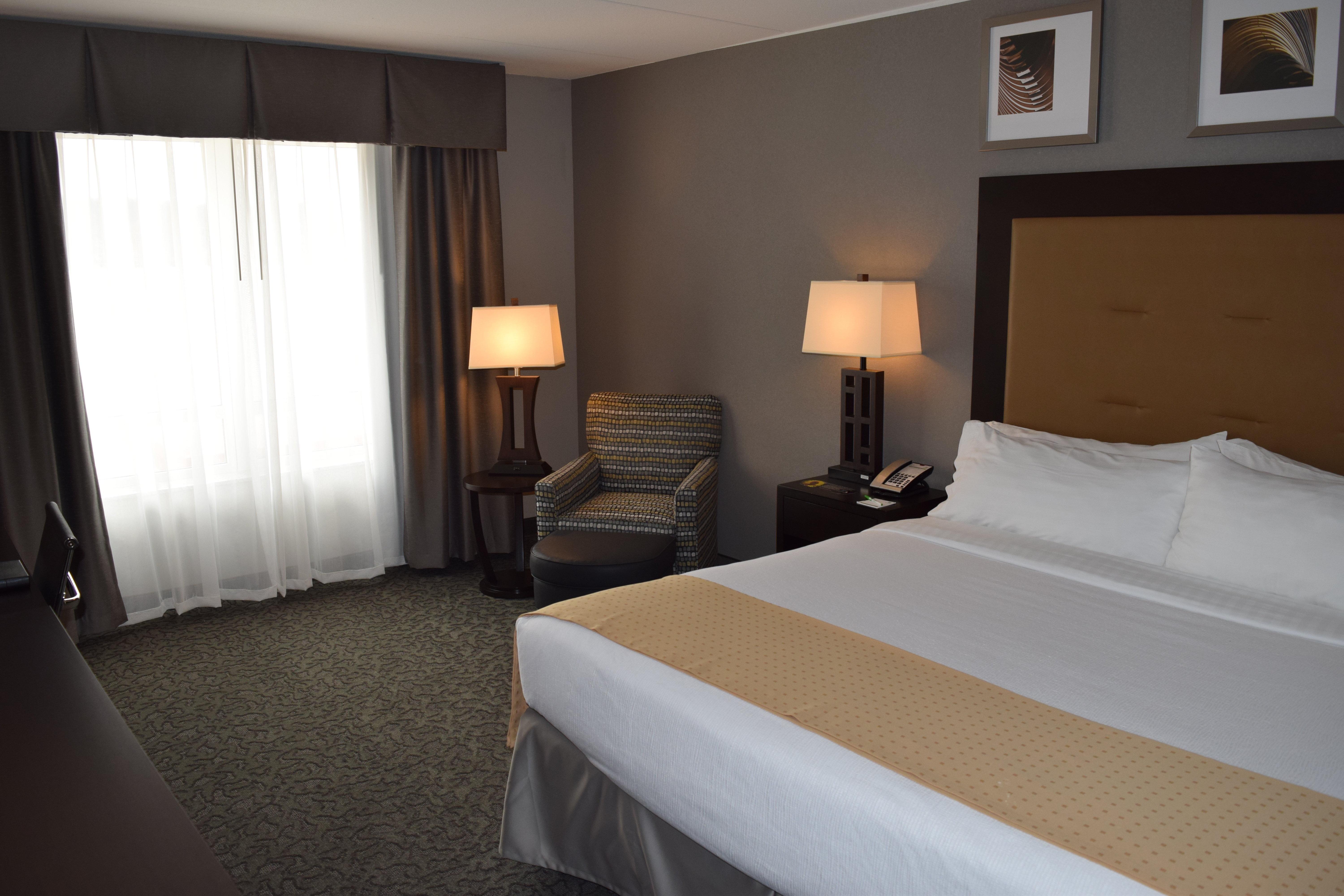 Holiday Inn And Suites East Peoria By Ihg Εξωτερικό φωτογραφία