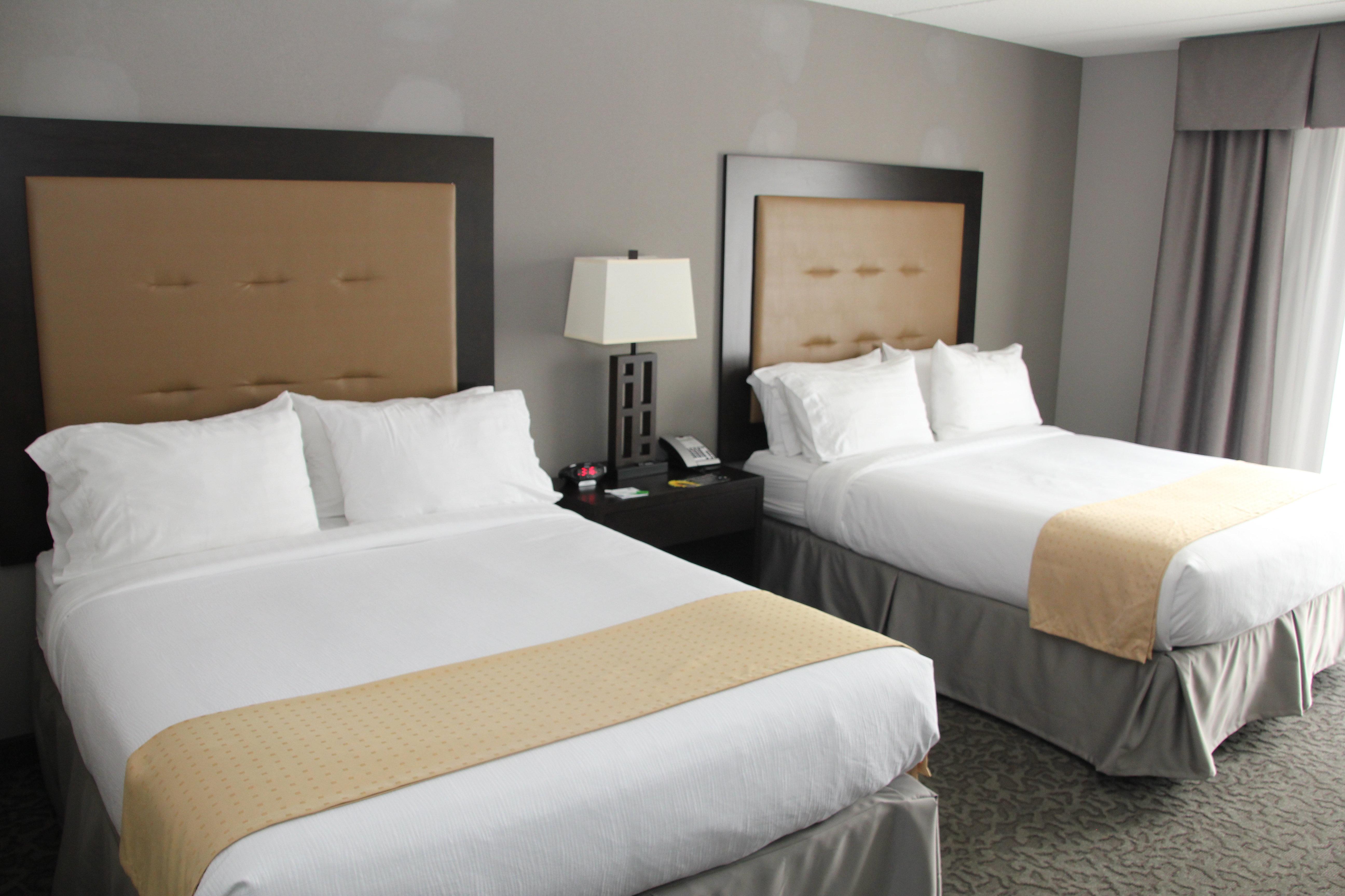 Holiday Inn And Suites East Peoria By Ihg Εξωτερικό φωτογραφία