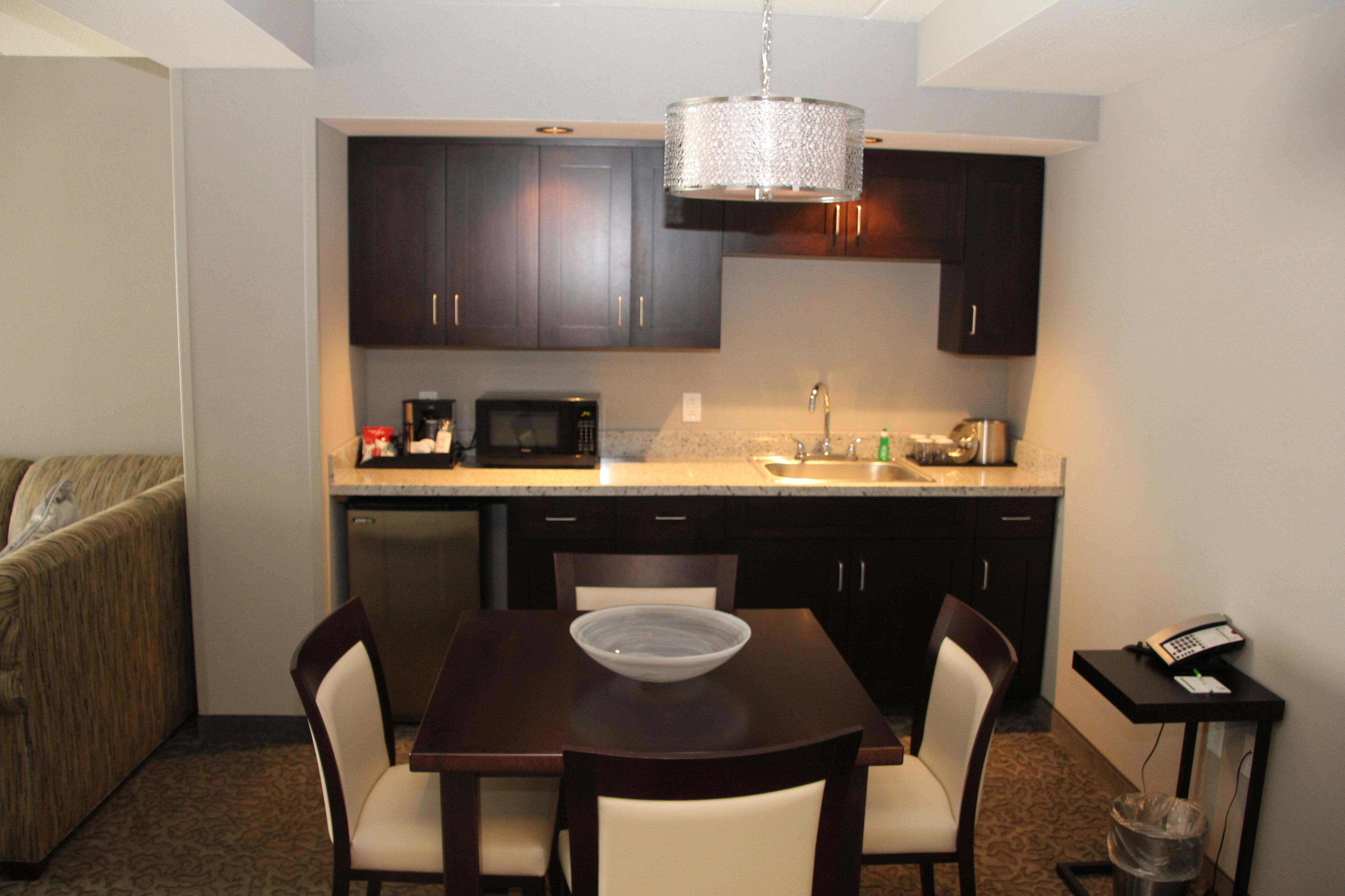 Holiday Inn And Suites East Peoria By Ihg Εξωτερικό φωτογραφία