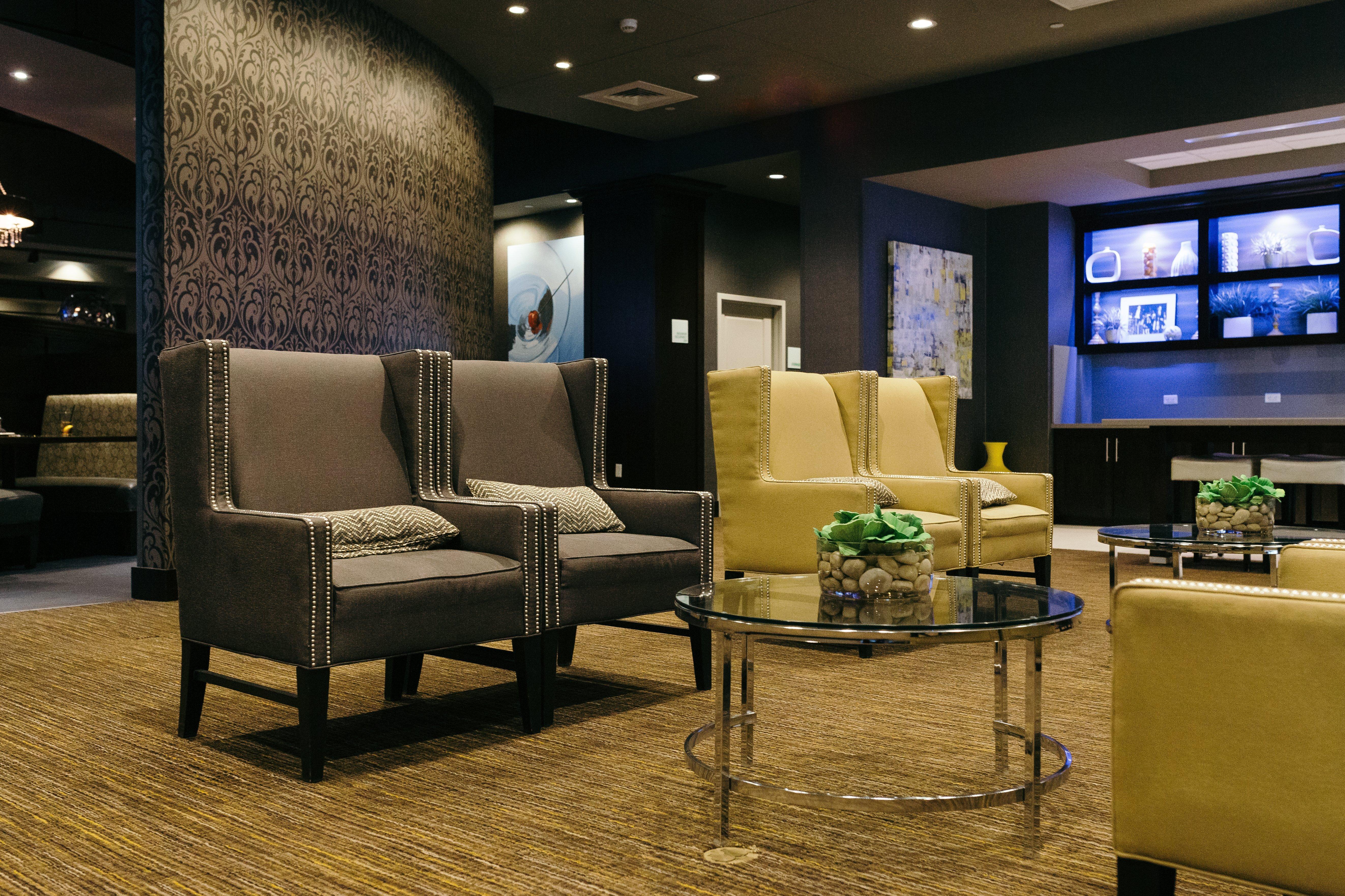 Holiday Inn And Suites East Peoria By Ihg Εξωτερικό φωτογραφία